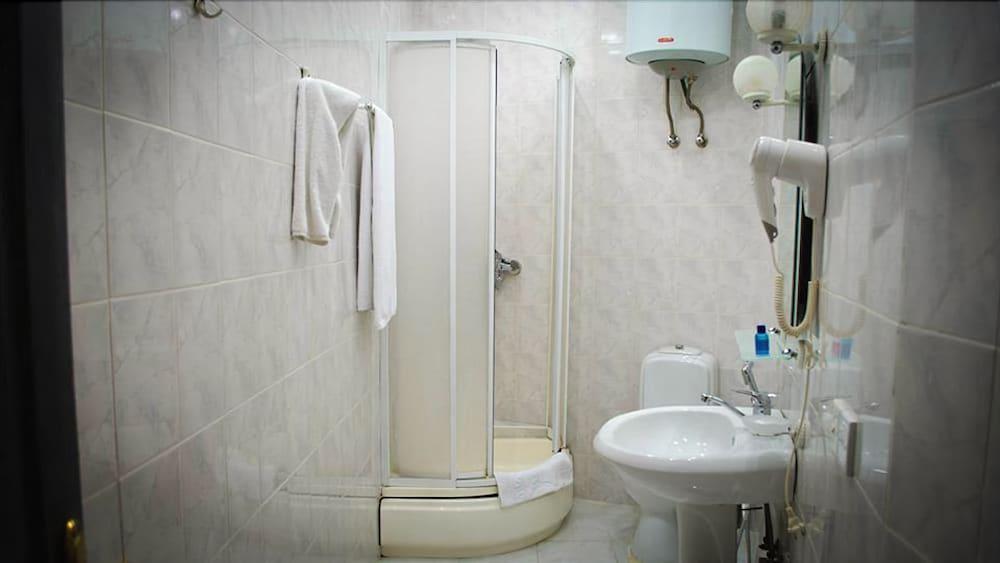 City Walls Hotel Баку Экстерьер фото