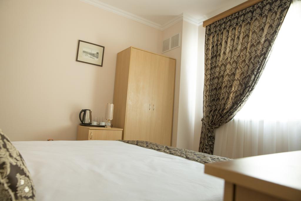 City Walls Hotel Баку Экстерьер фото