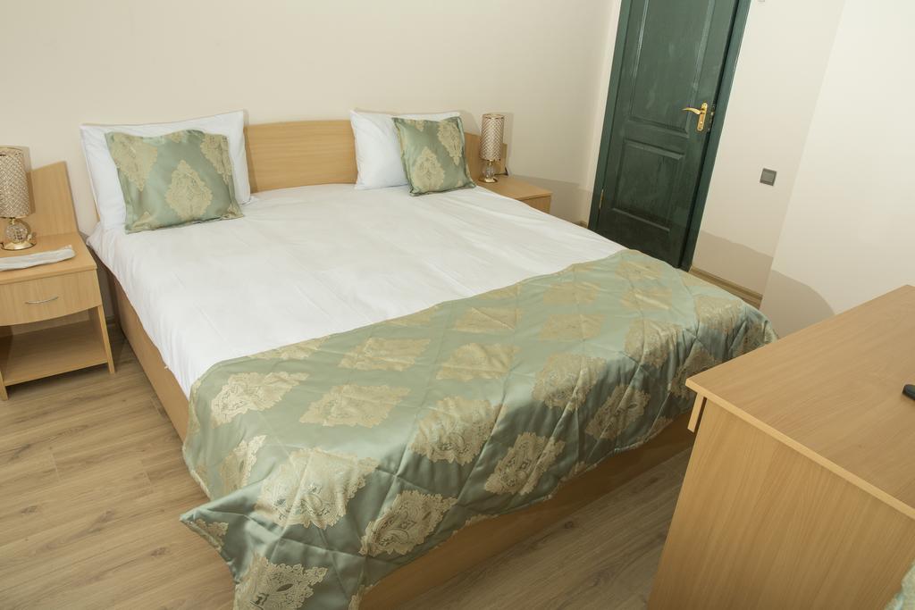 City Walls Hotel Баку Экстерьер фото