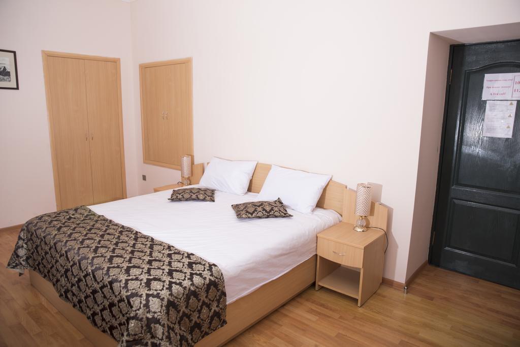 City Walls Hotel Баку Экстерьер фото