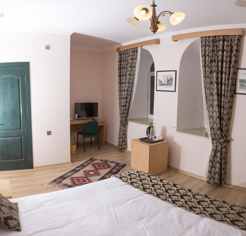 City Walls Hotel Баку Экстерьер фото