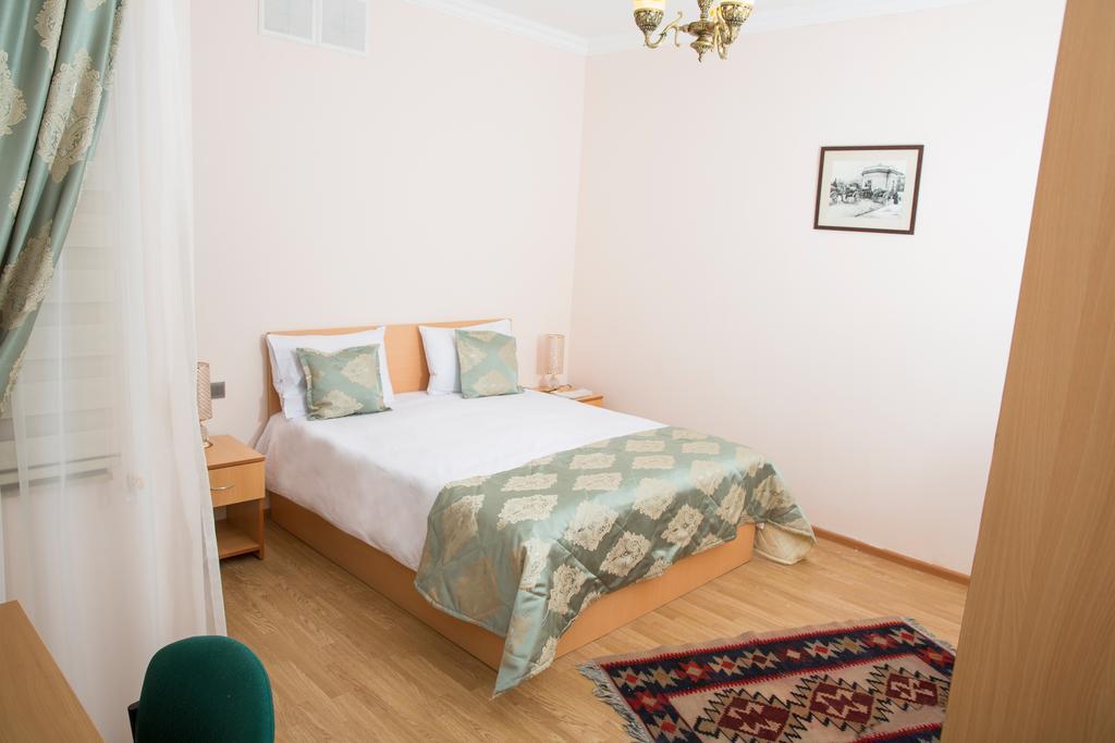 City Walls Hotel Баку Экстерьер фото